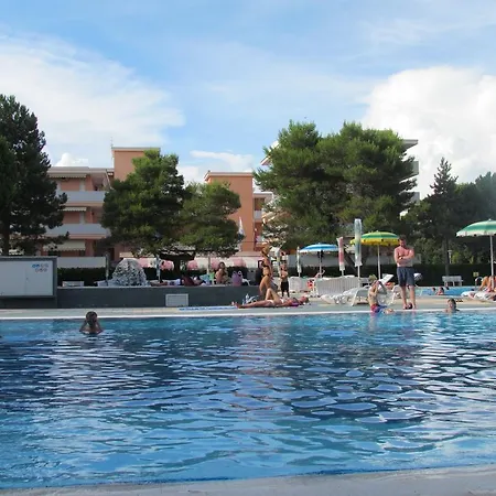 أبارتامينتي فالبيلا 3*