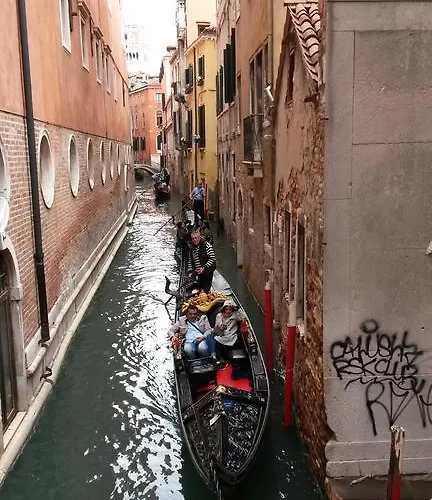 Valbella Aparthotel 3*