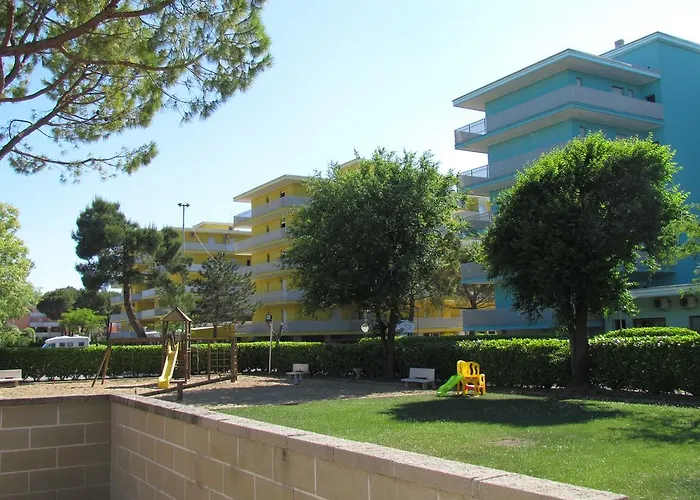 Valbella 3* ביביונה